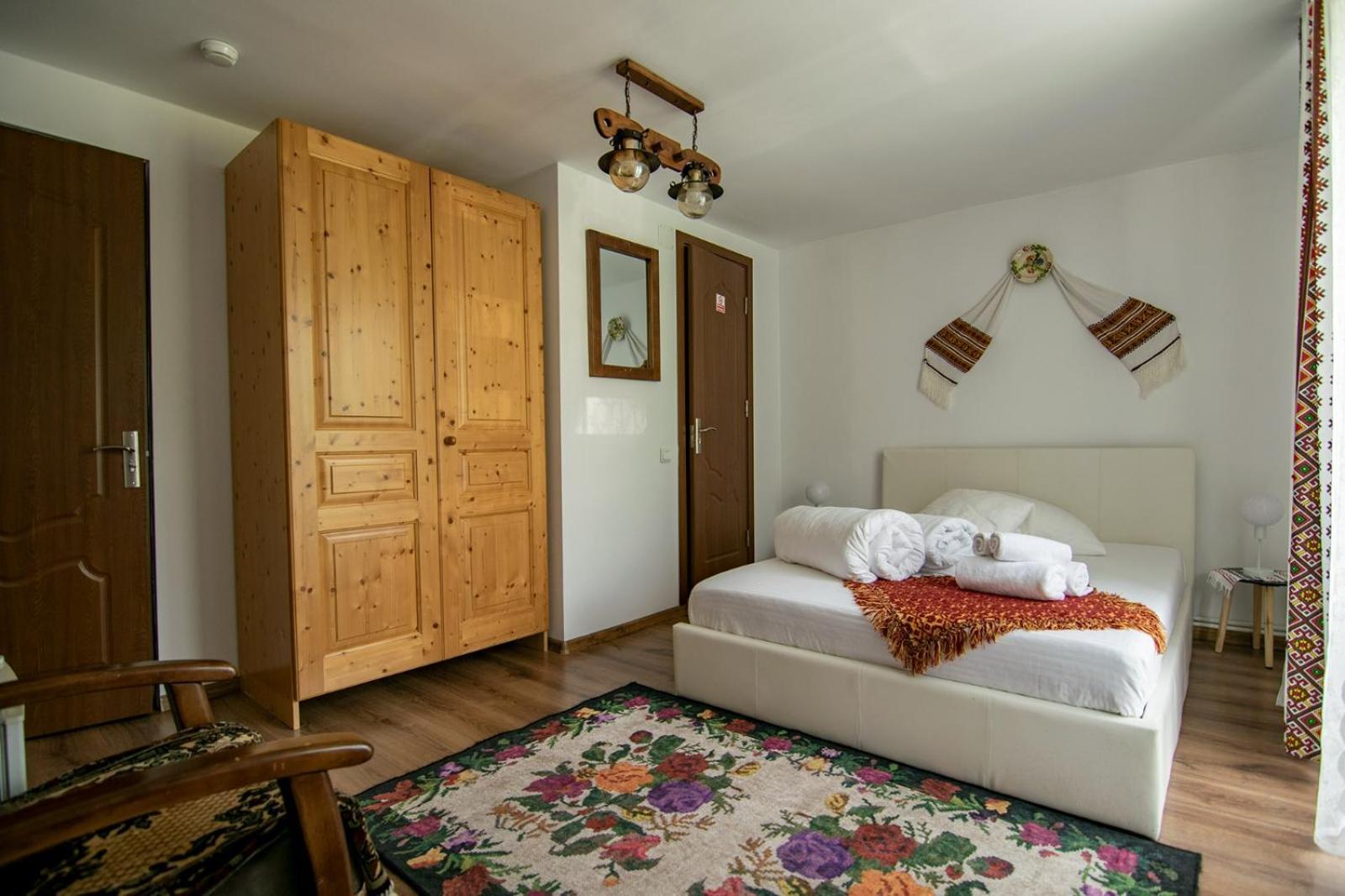 Lacrima Izei Villa Săcel Exteriör bild