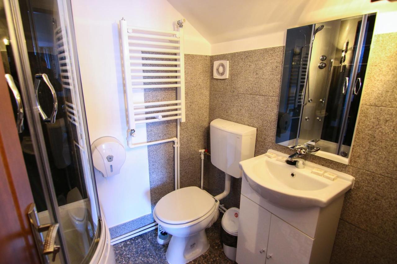 Lacrima Izei Villa Săcel Exteriör bild