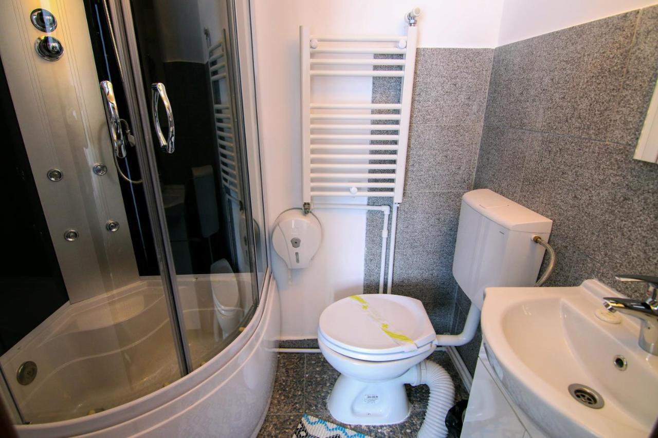 Lacrima Izei Villa Săcel Exteriör bild